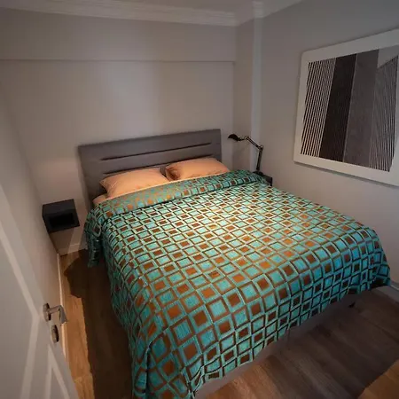New & Comfortable Flat In Center *