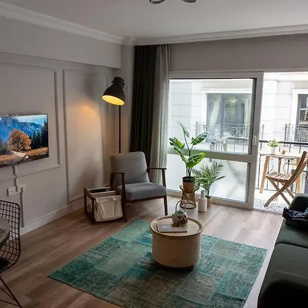New & Comfortable Flat In Center * Istanbul